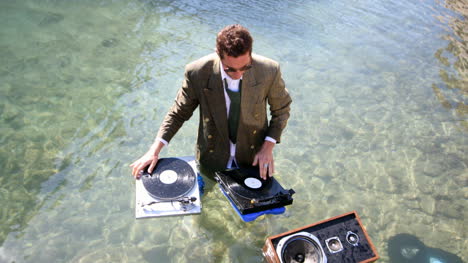 water dj 02