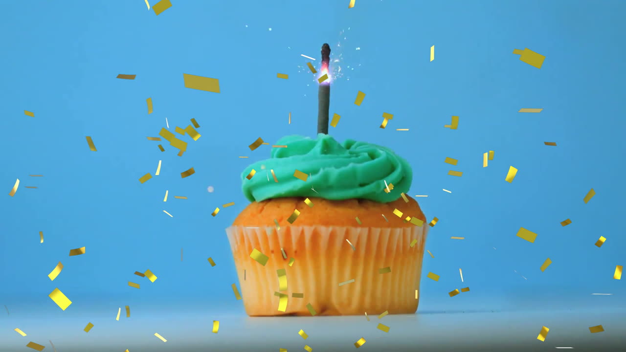 pastel con vela encendida y animación de confeti cayendo sobre un fondo azul