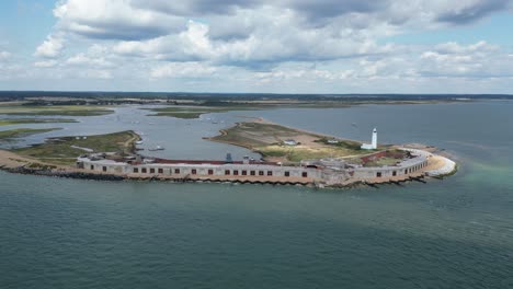 Gründung-Luftaufnahme-Hurst-Castle-Hampshire,-Vereinigtes-Königreich