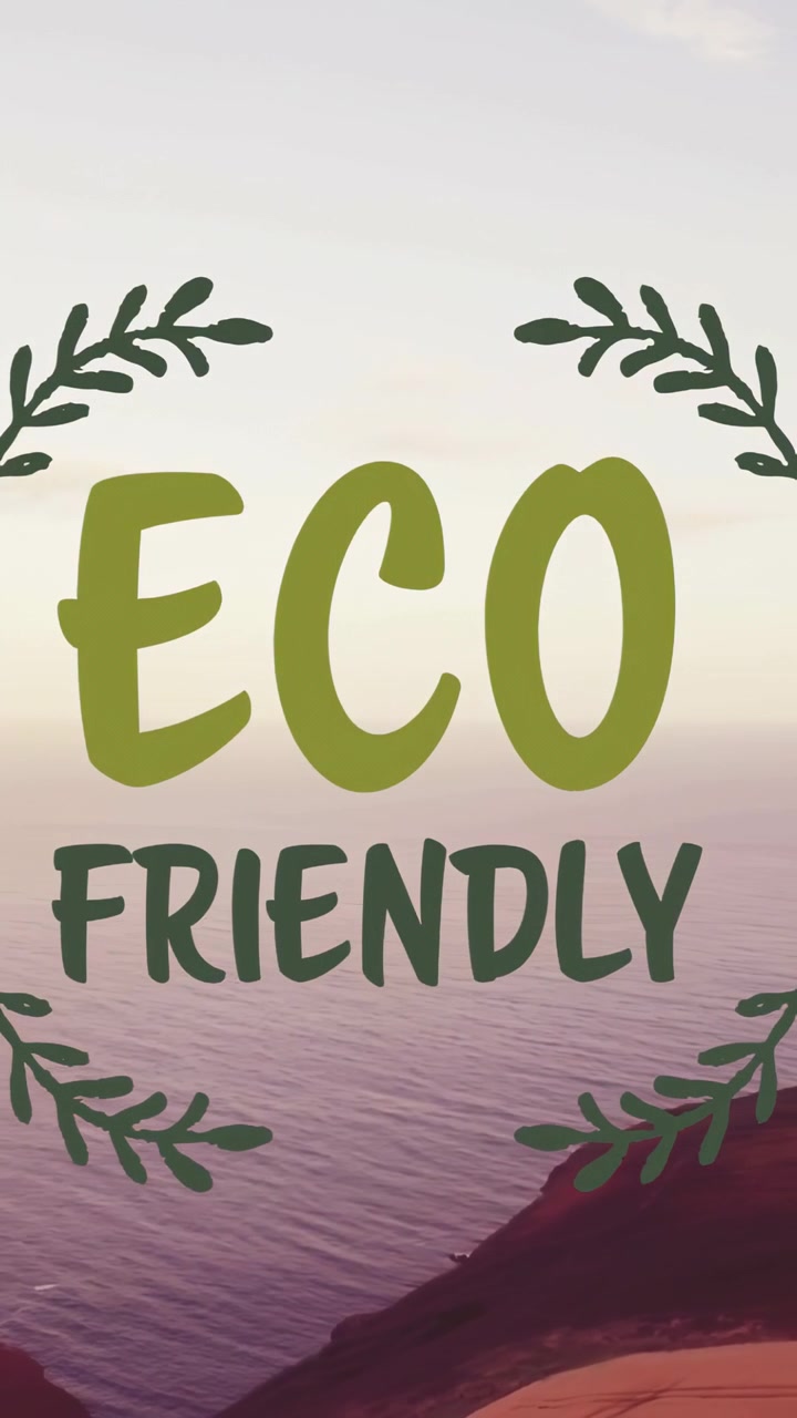 Video verticale: Al fotogramma 2, sovrapposizione "ECO-FRIENDLY" che si trasforma in strisce, rivelando la costa.
