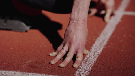 runner at starting block