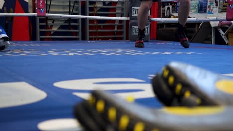 sesión de entrenamiento de boxeo