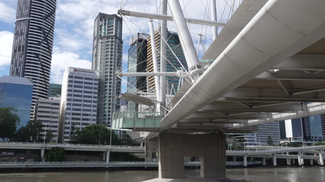 Kurilpa pedestrian Bridge in Brisbane central business district Australia