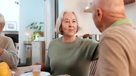 fiesta de té, amigos de edad avanzada