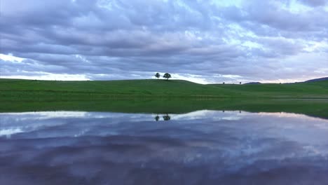 Time-lapse-of-clouds-floating-over-the-plains-of-Colorado