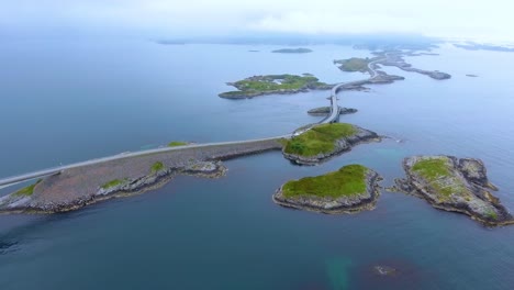 Imágenes-Aéreas-De-La-Carretera-Del-Océano-Atlántico-Noruega