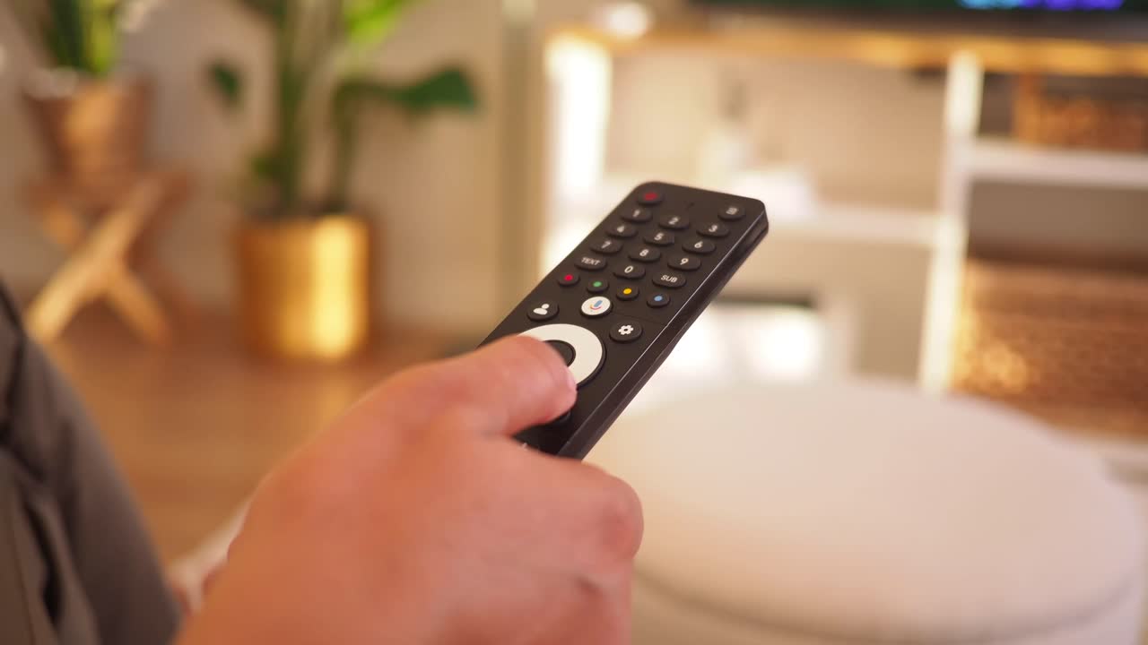 Menggunakan Remote Kontrol