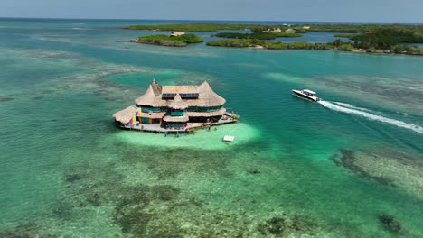 Casa-En-El-Agua,-Tintipan-Island,-Colombia