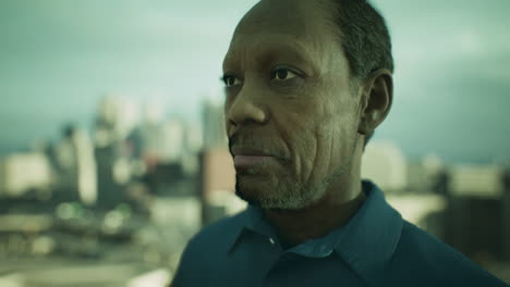 old-African-American-man-outdoors-during-the-daytime