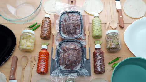 mexican-vacuum-sealed-beef-meat-for-tacos-cooking-top-view-panning