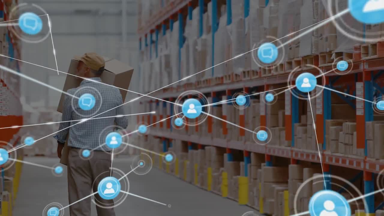 animación de la red de conexiones con iconos sobre el hombre que trabaja en el almacén