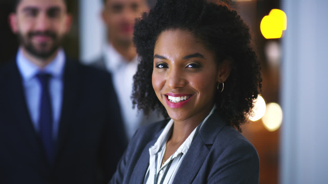 mantente fuerte junto a tus ambiciosos sueños.