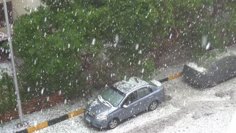 la nieve y el granizo cayeron en hurghada.