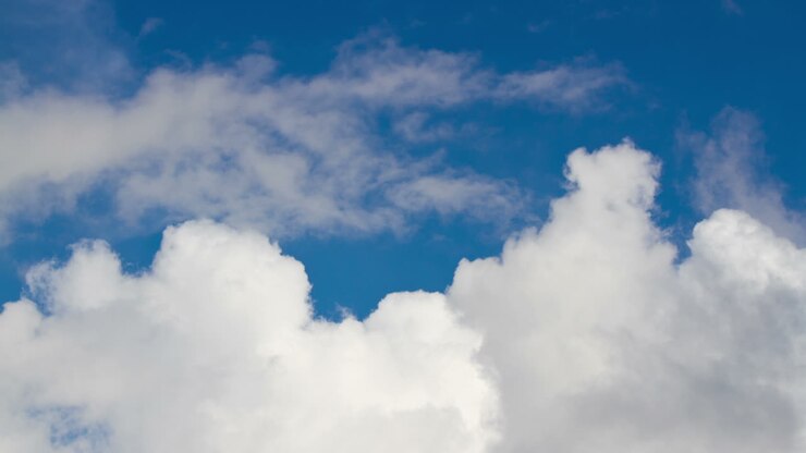 Sallent Clouds 00