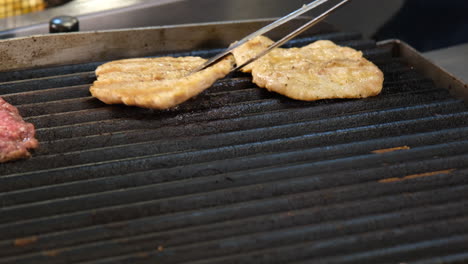sizzling chicken goodness: a perfectly grilled delight