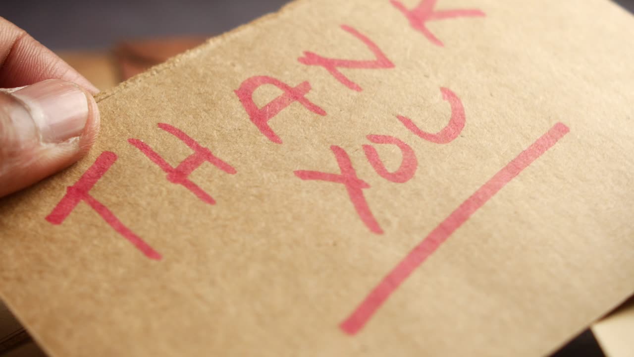 손으로 쓴 감사 편지 의 클로즈업