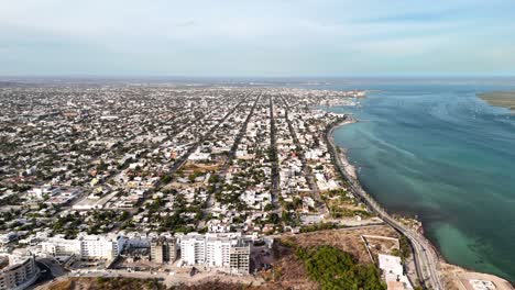 fotografía lateral de la bahía de la paz y las playas de méxico