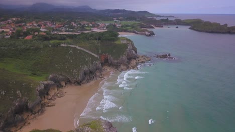 Rocky-cliff-shoreline-of-Asturias,-north-Spain