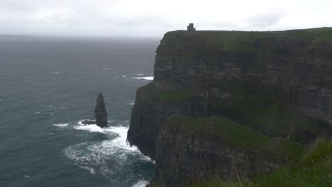 Coastal-Cliffs-in-the-wind