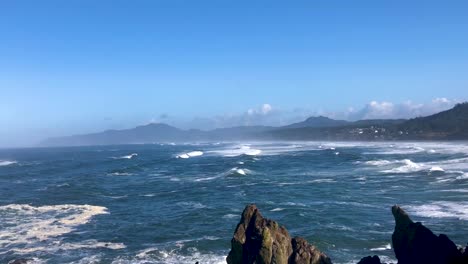 Olas-De-La-Costa-De-Oregon-Desde-El-área-Natural-De-Yaquina-Head