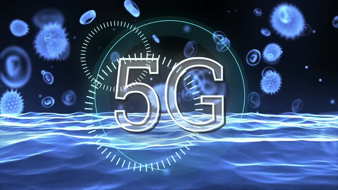 animación de 5g escrita sobre escáneres de escaneo y células de coronavirus que se propagan sobre un fondo negro.