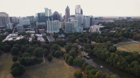 atlanta skyline from piedmont park