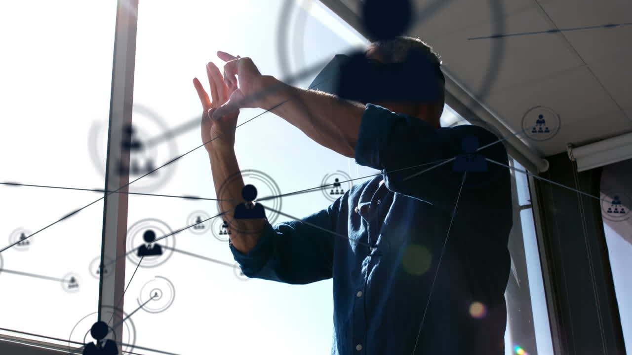 연결 네트워크의 애니메이션과 휴대폰 vr 헤드 ⁇ 을 착용하는 사업가