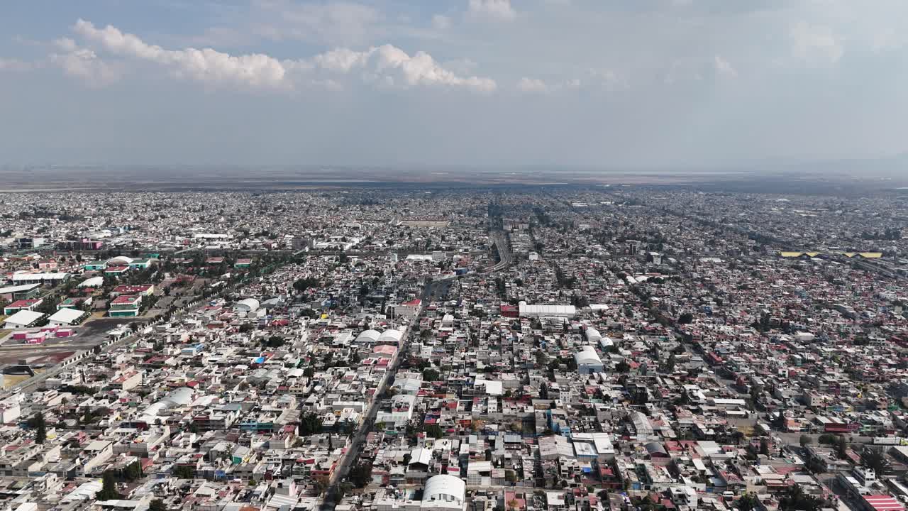 vista aérea de ecatepec en la ciudad de méxico