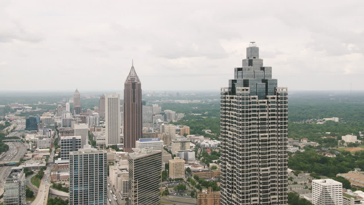 4k Timelapse of Atlanta, focused primarily on SunTrust Plaza and Bank of America Plaza, aka the Pencil Building