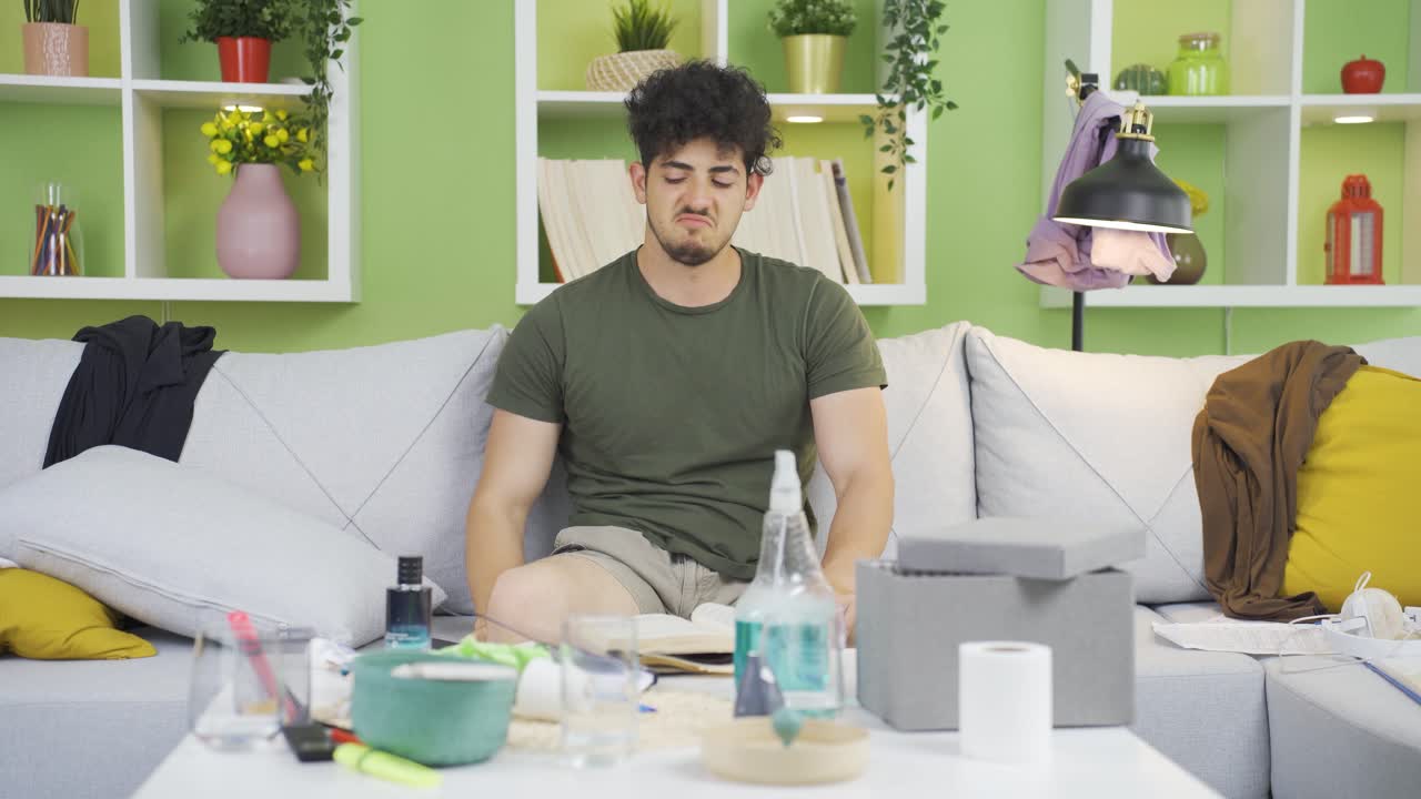 게으른 사람은 우울하고 지루합니다.