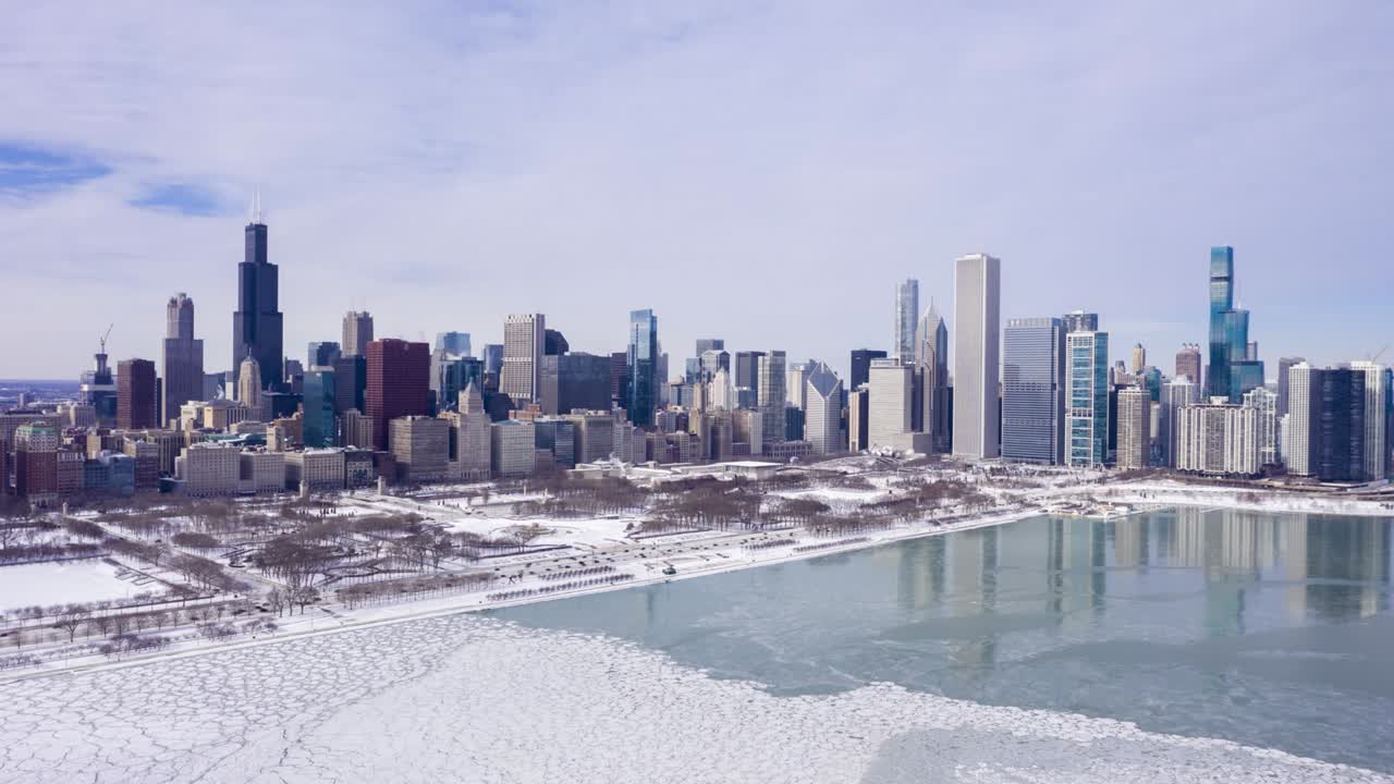 시카고와 미시간 호수의 도시 스카이 라인, 겨울의 날.