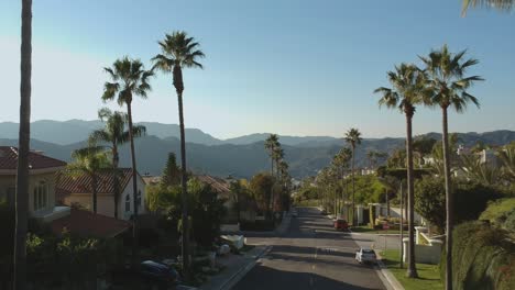 Midday-drone-view-from-the-garden-city-of-Malibu,-California