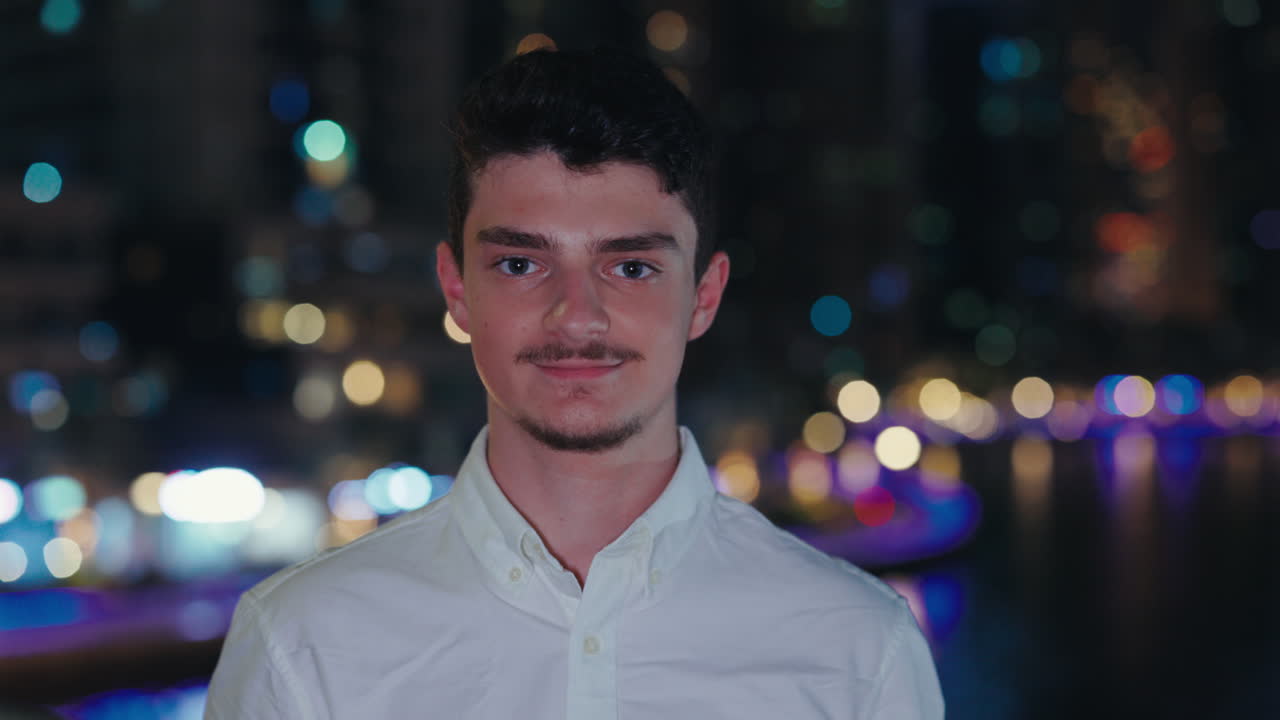 밤에 남자의 초상화