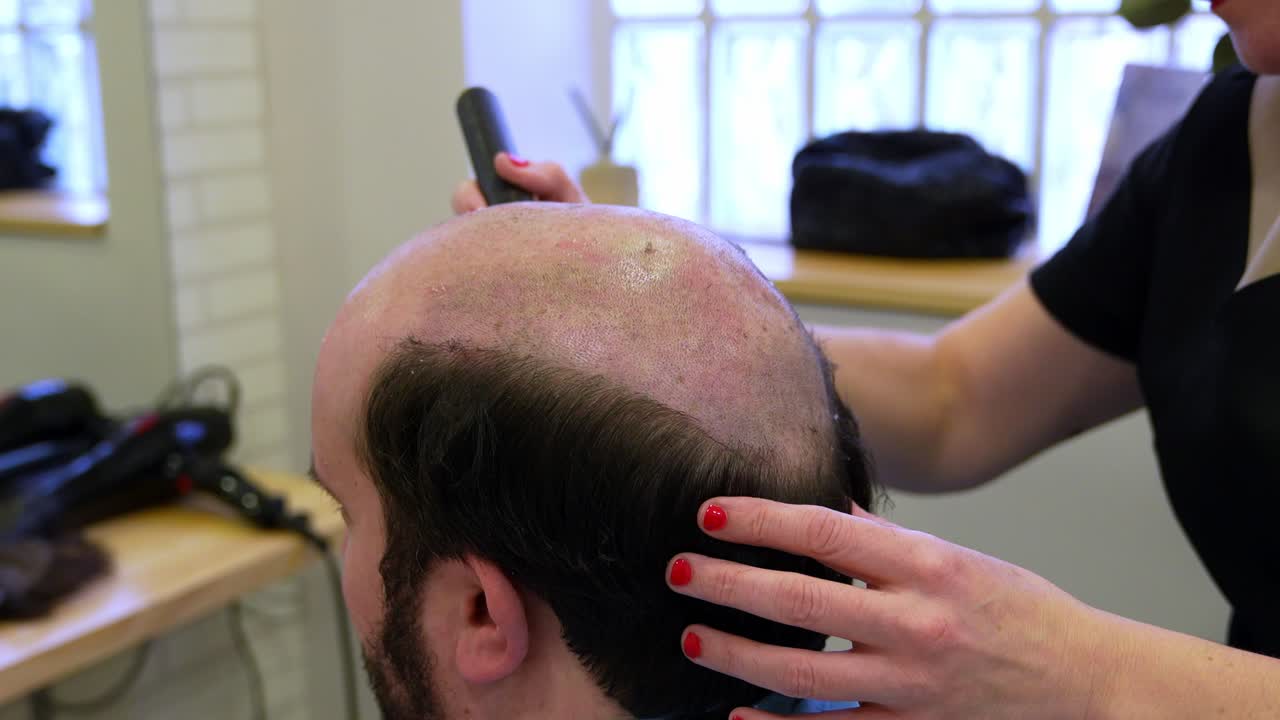 Haircut at the salon