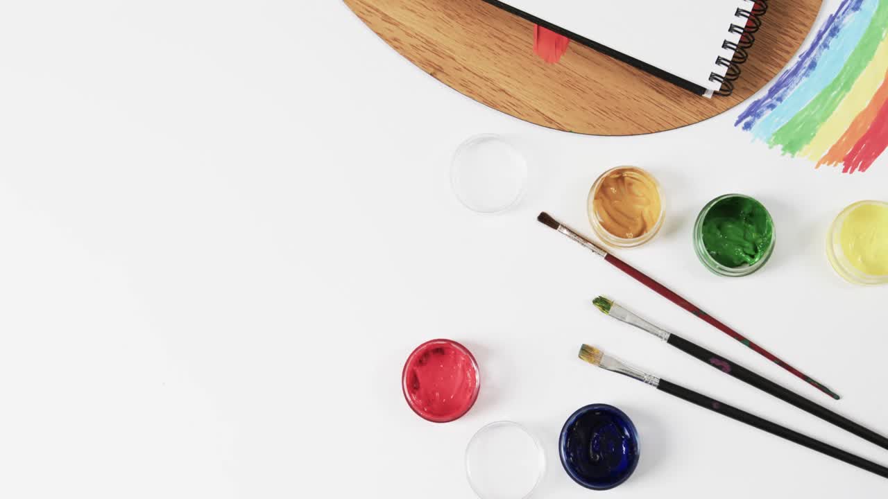 백색 배경 에 있는 노트북,  ⁇ , 페인트 의 상상, 복사 공간, 슬로우 모션