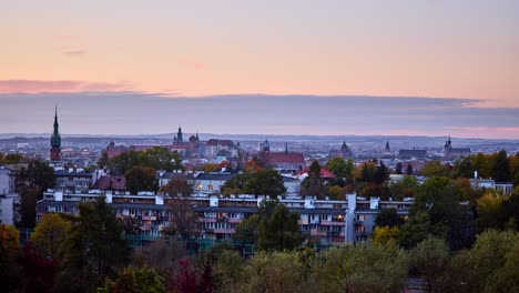 Timelapse-Del-Atardecer-Del-Horizonte-Histórico-De-Cracovia.-Polonia