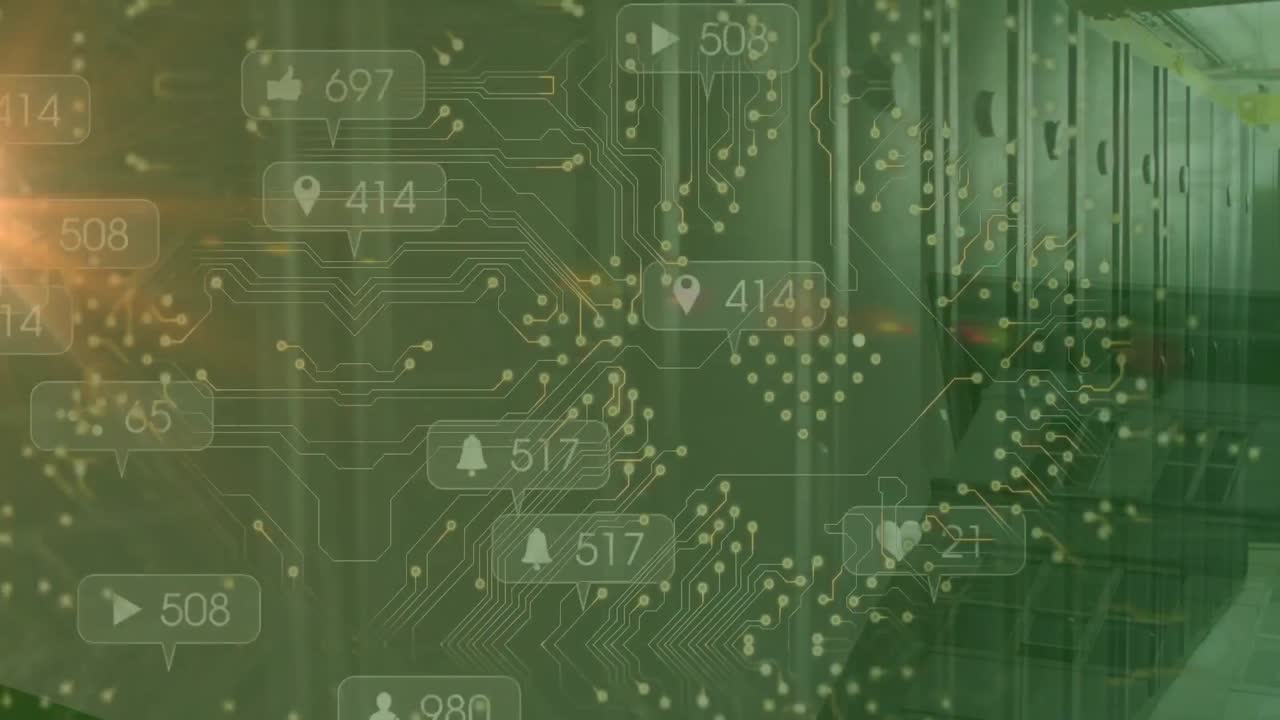 animación de luces, circuitos integrados y reacciones de las redes sociales en la sala del servidor.