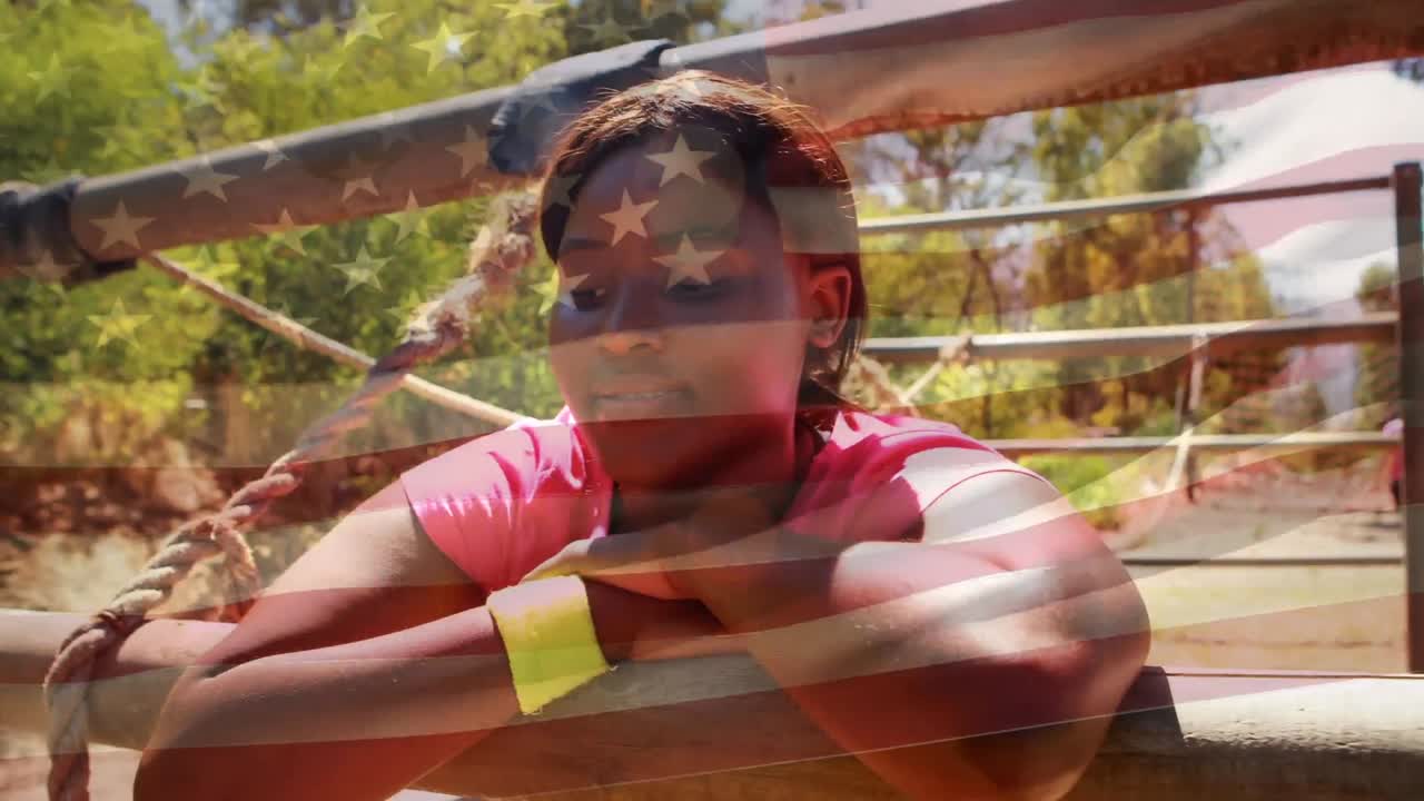 mujer descansando después de un cruce de cuerda