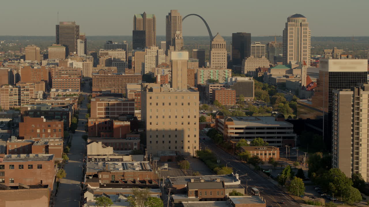 View of downtown St. Louis camera descends slowly