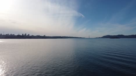 Drone-footage-along-the-ocean-of-Treasure-Island,-California