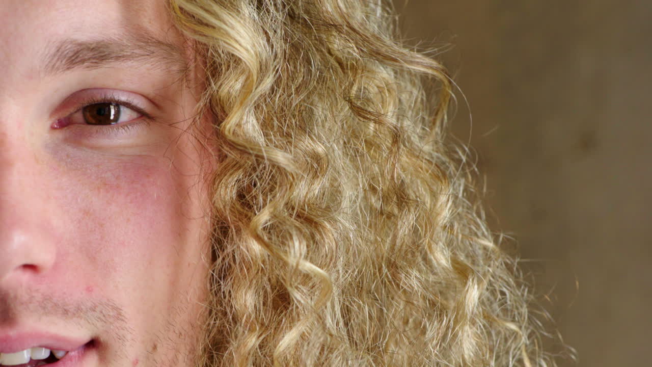 한 사람 의 광학적 인 시력 검사 를 위한 클로즈업