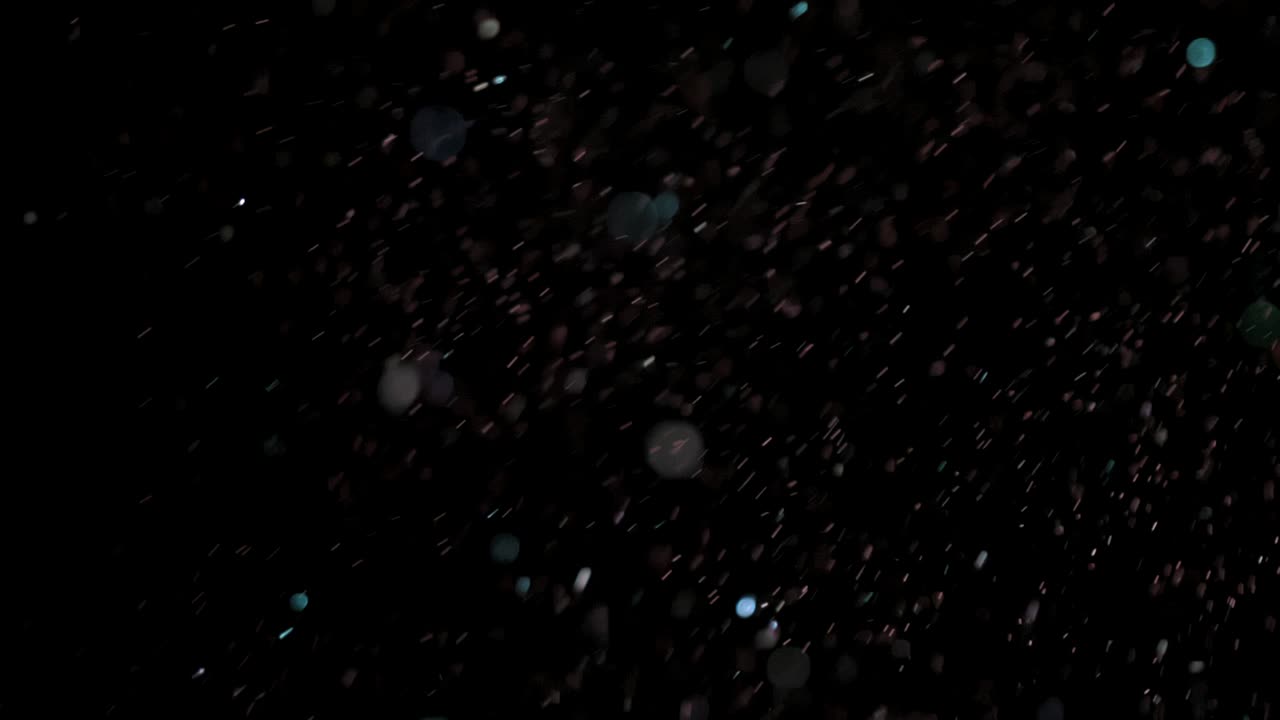 brillo realista explotando sobre un fondo negro