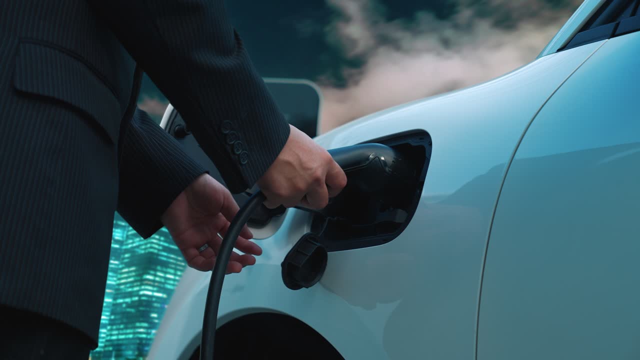 concepto de energía limpia progresiva y ecológica con coche eléctrico con paisaje urbano