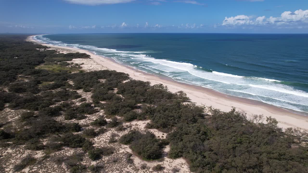 Turquoise Ocean In South Stradbroke Island, Queensland, Australia - Drone Shot