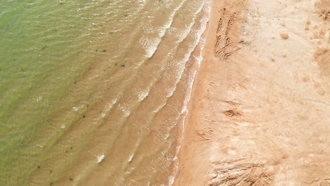 호수 의 풍경, 토양과 호수 가장자리.