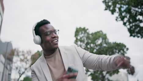 Employee,-street-and-black-man-with-headphones