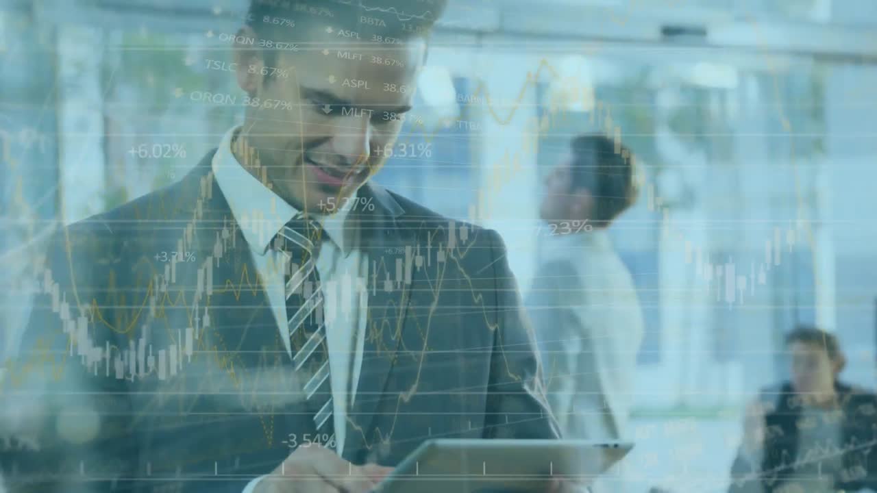 Animazione dell'elaborazione dei dati finanziari su un uomo d'affari tramite tablet