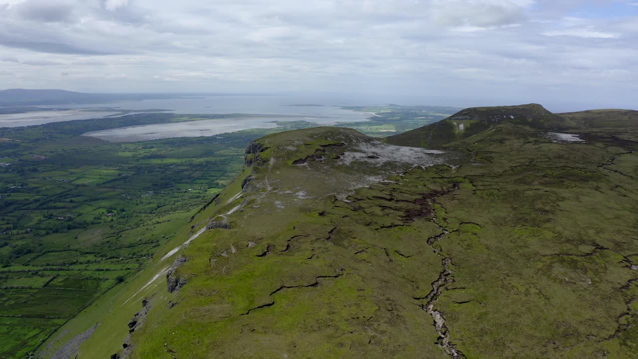 kings mountain, sligo, irlanda, junio de 2021