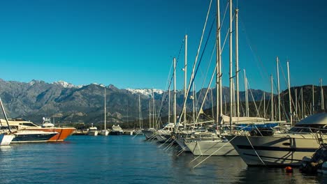 Calvi-Barcos-Ml-01