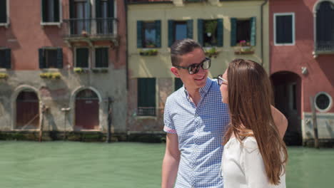 couple in venice